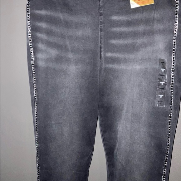 NWT JENNIFER LOPEZ STRETCH PULL ON LEGGINGS - Picture 5 of 10